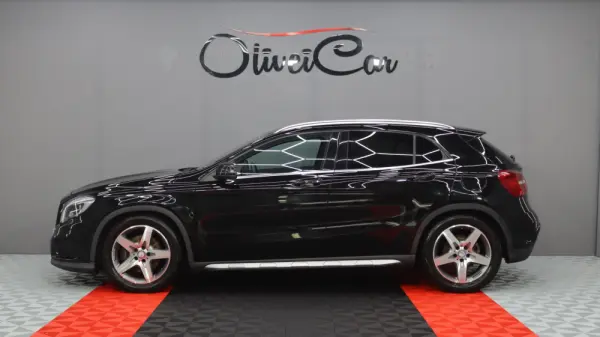 Mercedes-Benz GLA 220 d 4Matic 7G-DCT AMG Line 6