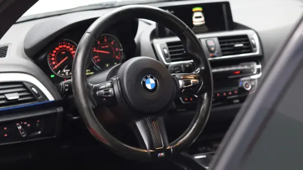 BMW 218 d Coupe Pack M Auto 10