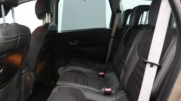 Renault Grand Scénic 1.5 dCi Bose Edition 7L 23