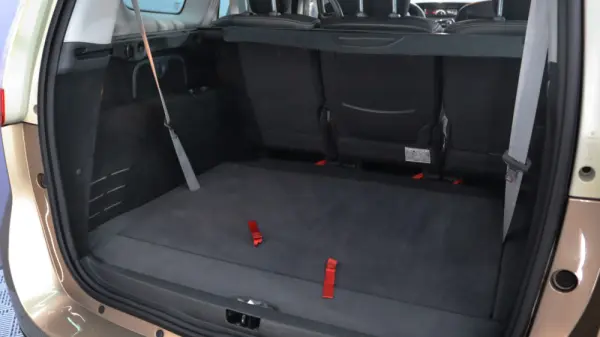 Renault Grand Scénic 1.5 dCi Bose Edition 7L 5