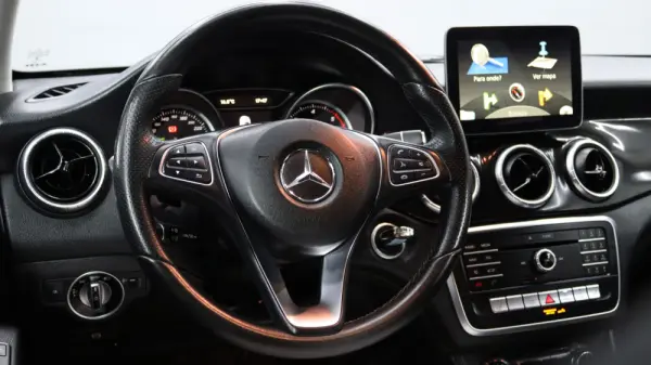 Mercedes-Benz CLA 220 d Shooting Brake Urban Aut. 10