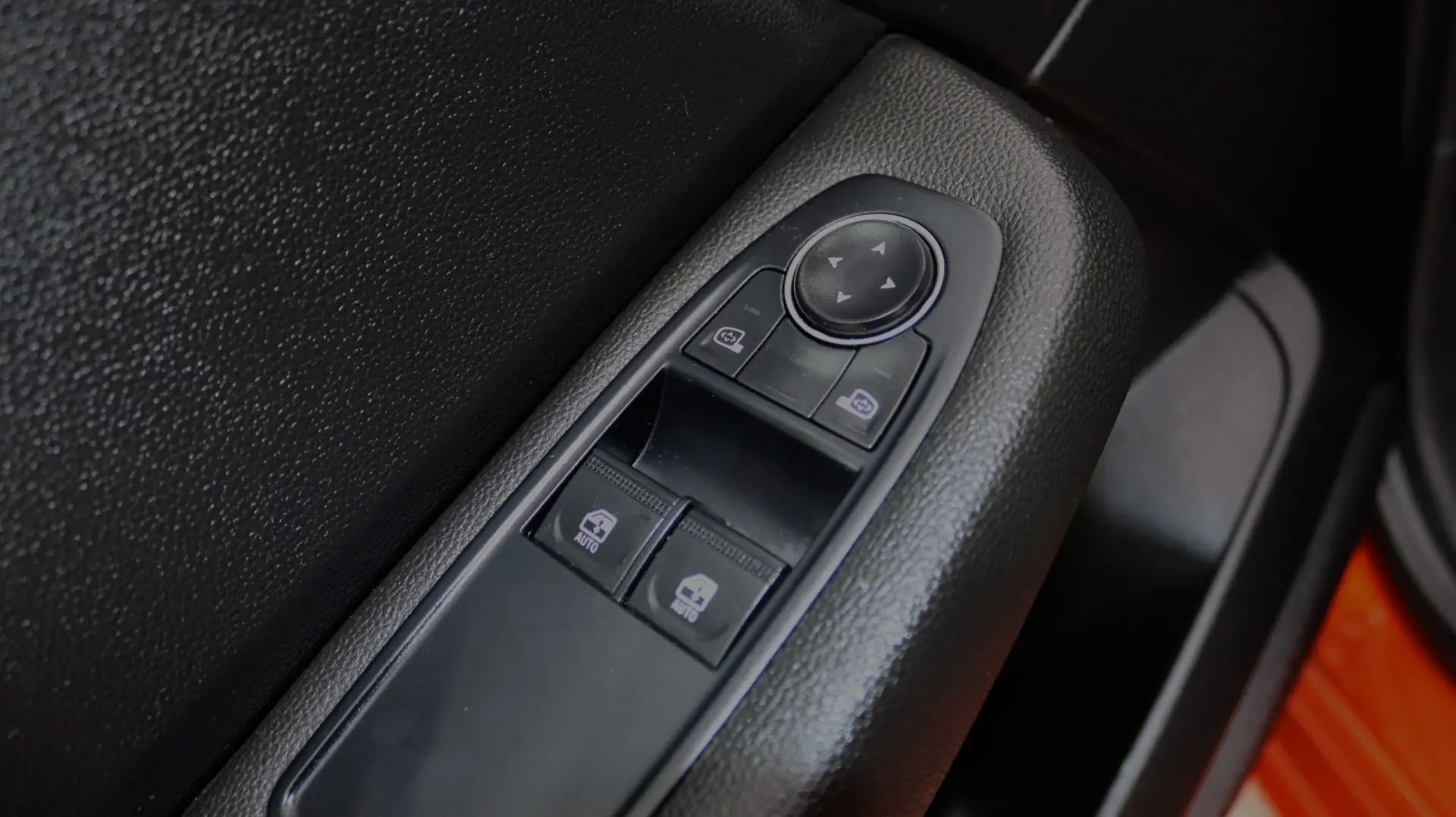 Renault Clio 1.5 Blue dCi Intens 13