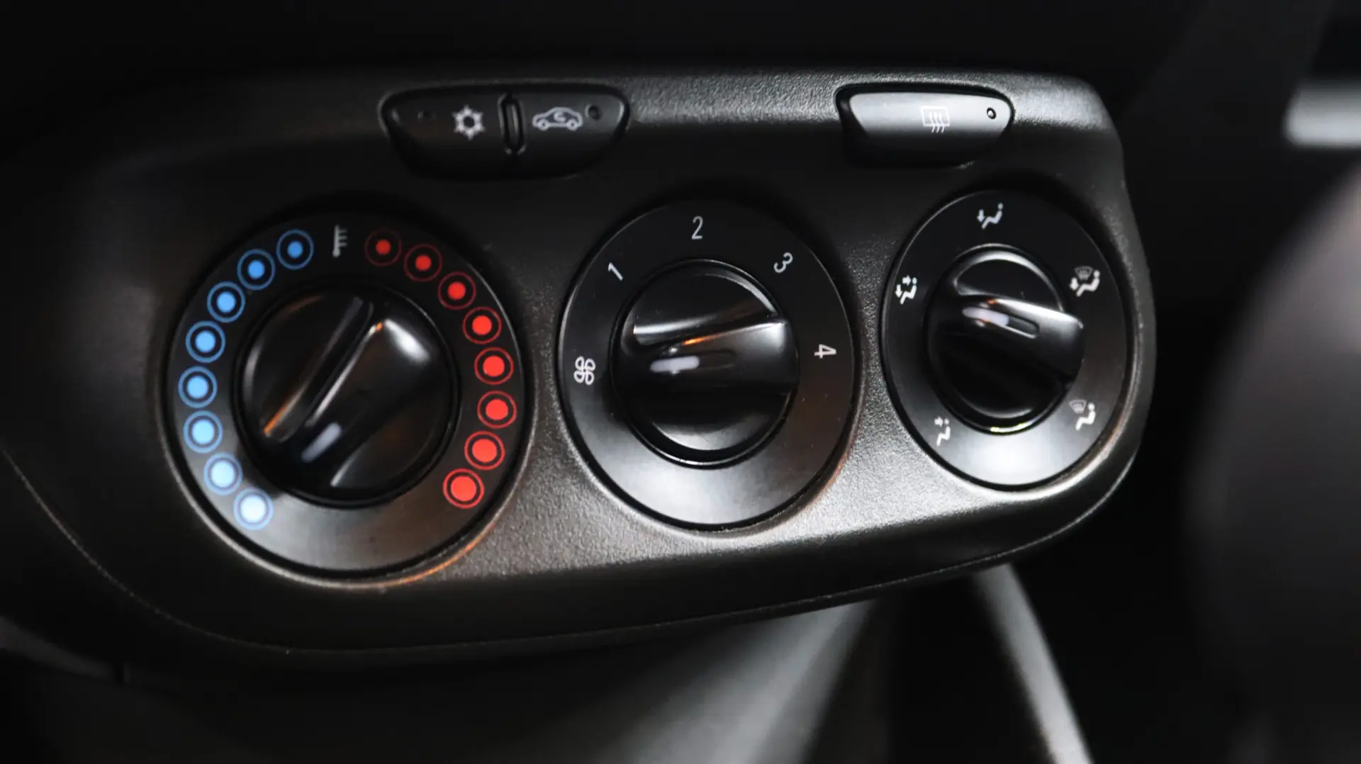 Opel Corsa 1.3 CDTi innovation 14