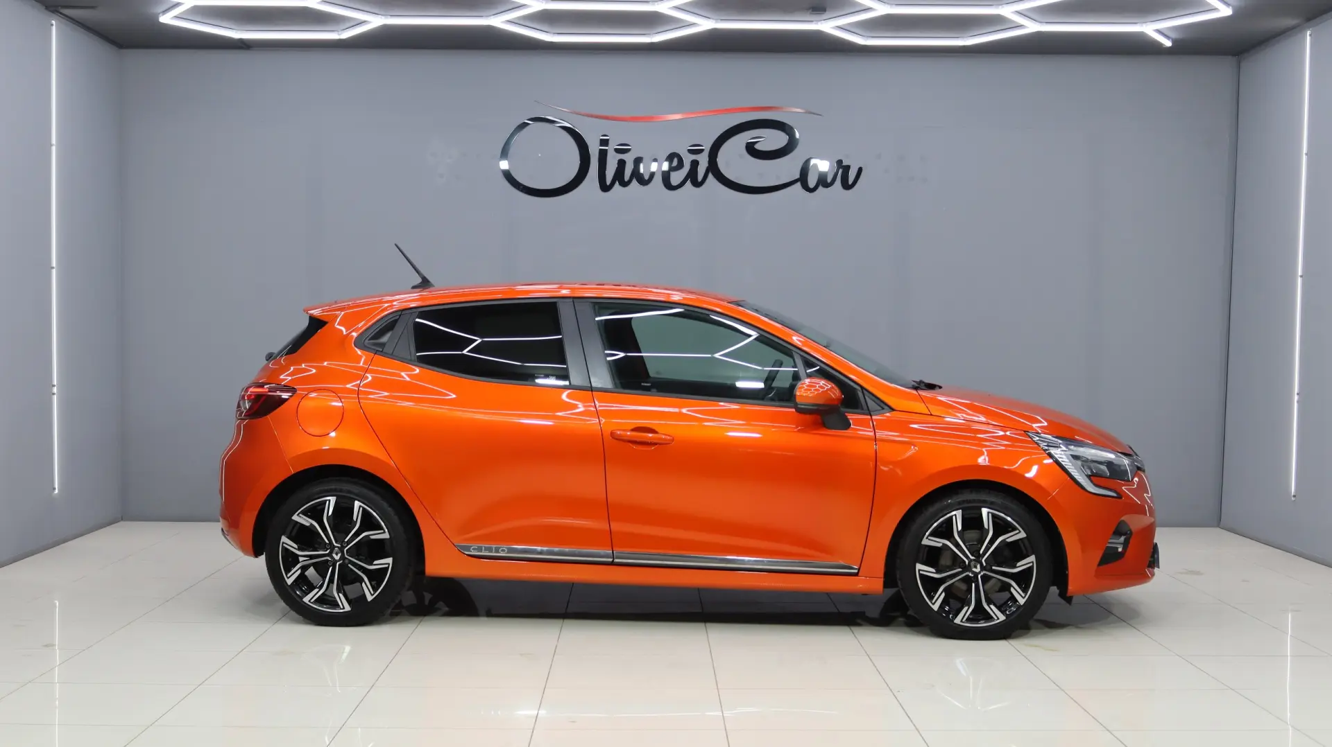 Renault Clio 1.5 Blue dCi Intens 2