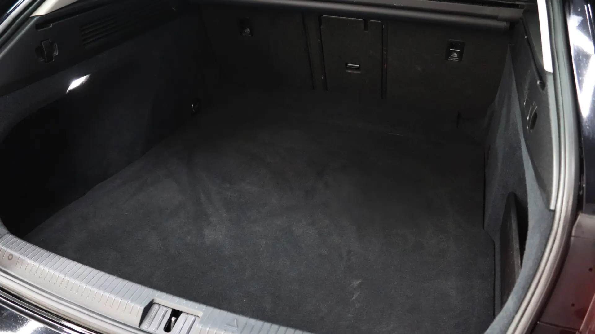 Volkswagen Arteon Shooting Brake 2.0 TDI Elegance DSG 10