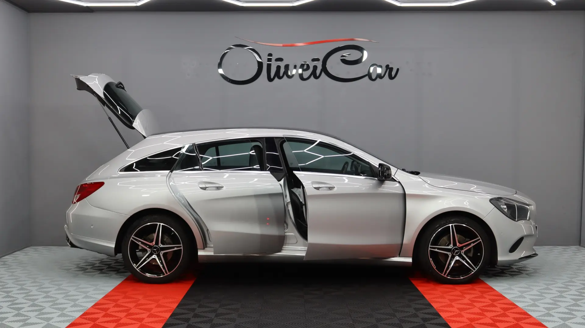 Mercedes-Benz CLA 220 d Shooting Brake Urban Aut. 3