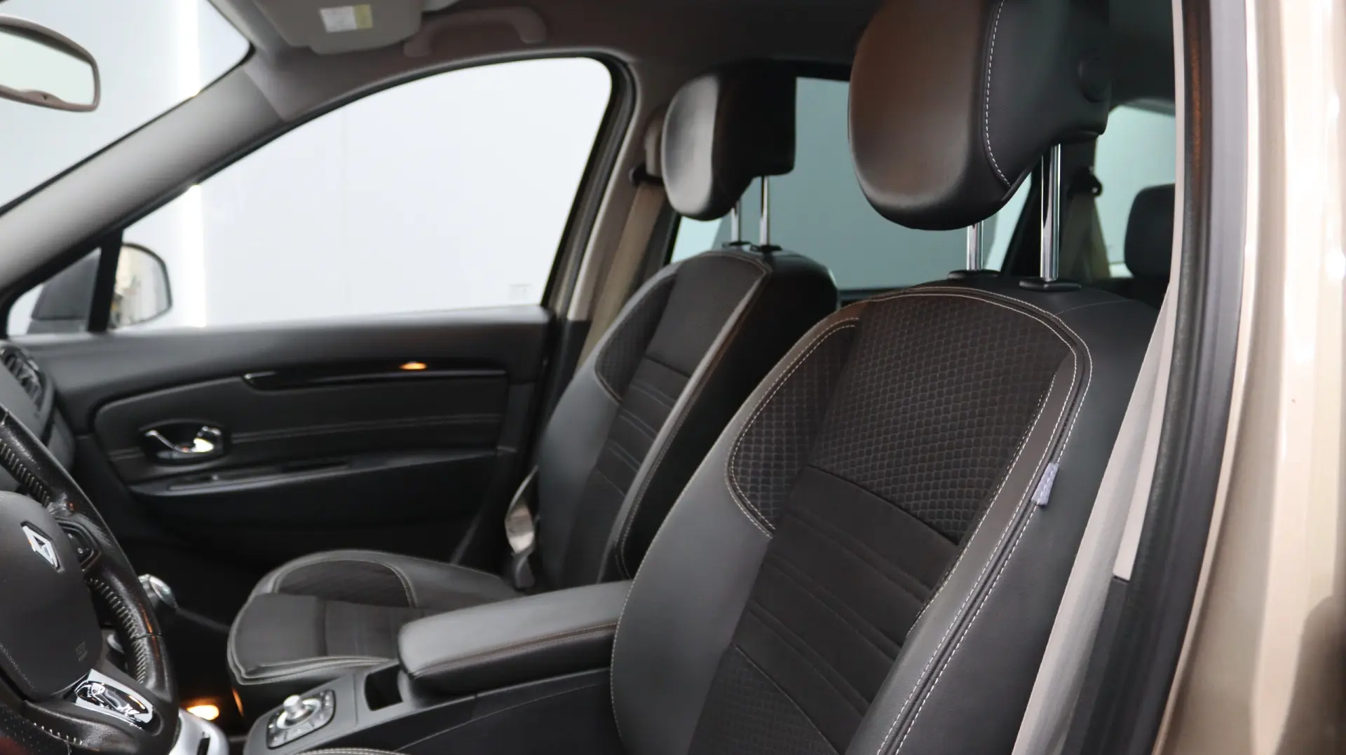 Renault Grand Scénic 1.5 dCi Bose Edition 7L 22