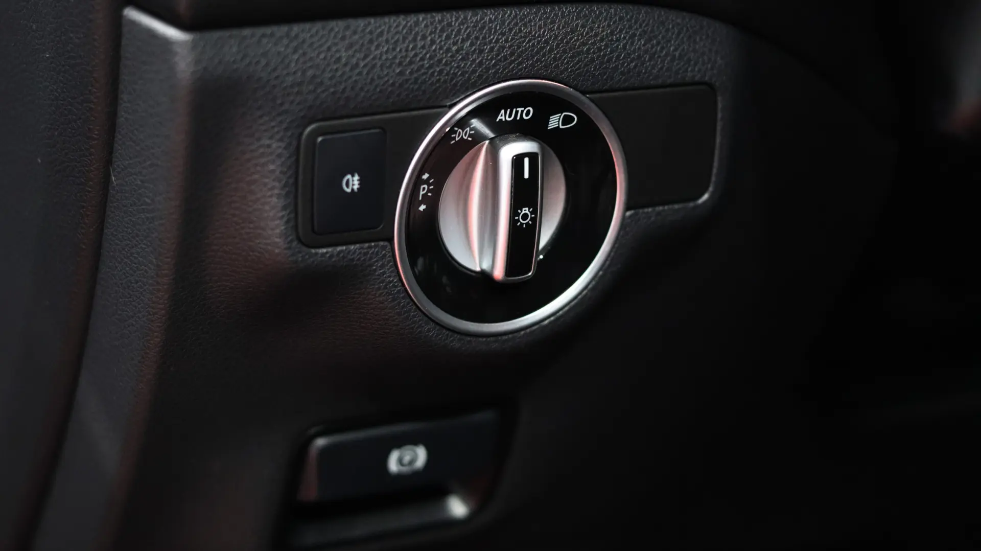 Mercedes-Benz GLA 220 d 4Matic 7G-DCT AMG Line 18