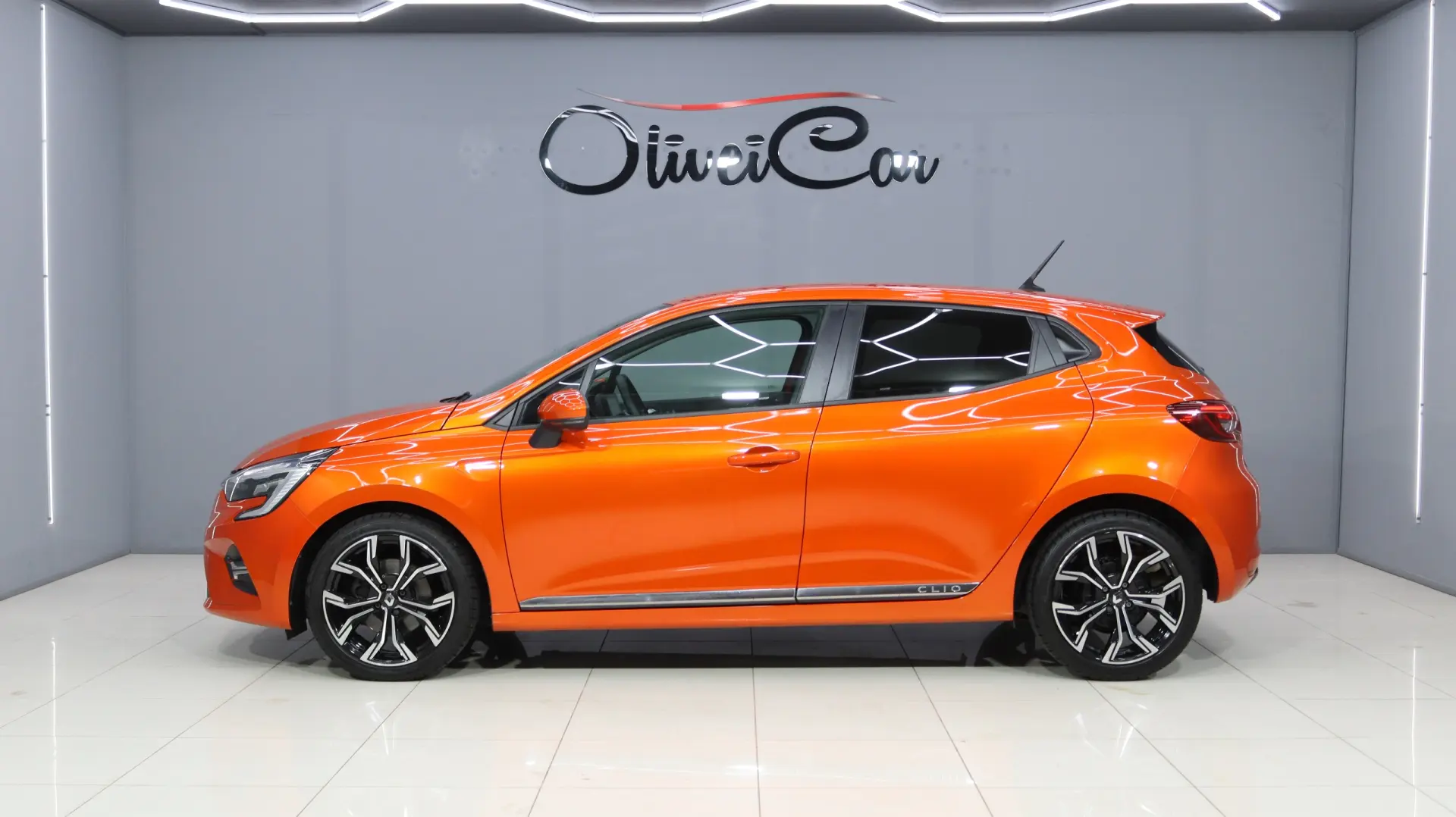 Renault Clio 1.5 Blue dCi Intens 6