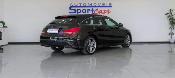 Mercedes-Benz CLA 180 d Shooting Brake AMG Line 12