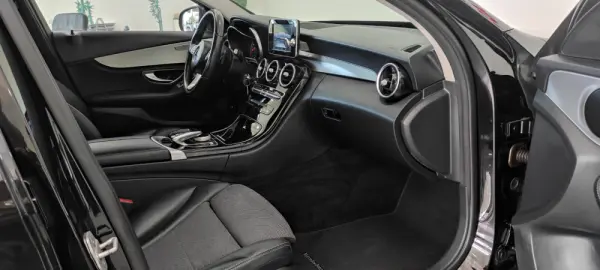 Mercedes-Benz C 220 (BlueTEC) d Station 7G-TRONIC Avantgarde 7