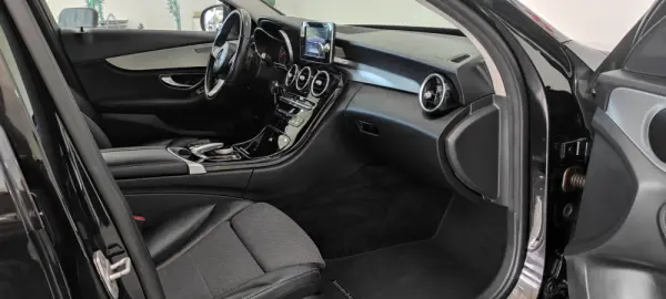 Mercedes-Benz C 220 (BlueTEC) d Station 7G-TRONIC Avantgarde 23