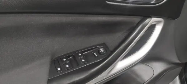 Opel Astra 1.2 Turbo 34