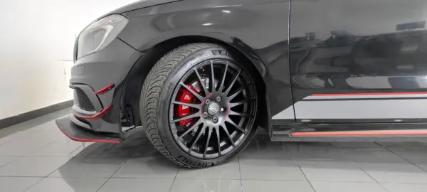 Mercedes-Benz A 180 CDi BE AMG Line 10