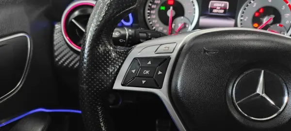 Mercedes-Benz A 180 CDi BE AMG Line 37