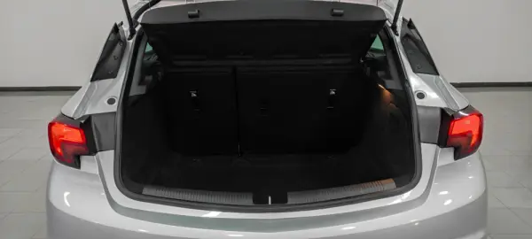 Opel Astra 1.2 Turbo 19