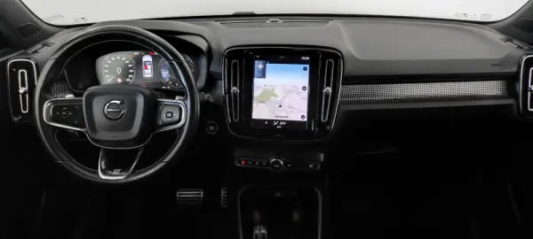Volvo XC 40 2.0 D3 R-Design Geartronic 23