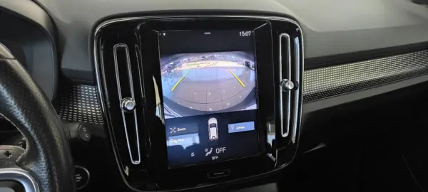 Volvo XC 40 2.0 D3 R-Design Geartronic 28