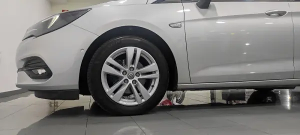 Opel Astra 1.2 Turbo 10