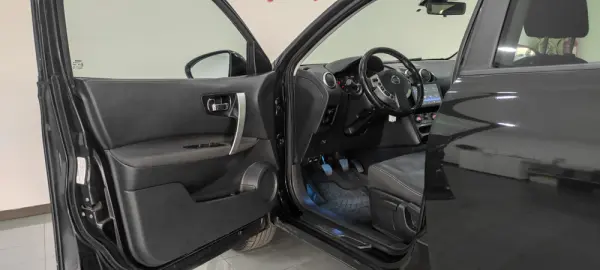 Nissan Qashqai +2 Outro 15