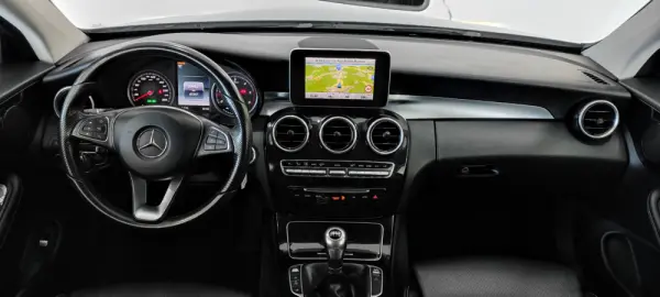Mercedes-Benz C 220 CDI BE 8