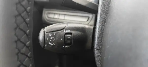 Peugeot 208 PureTech 68 Active 37