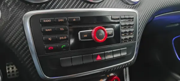 Mercedes-Benz A 180 CDi BE AMG Line 33