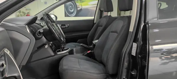 Nissan Qashqai +2 Outro 16