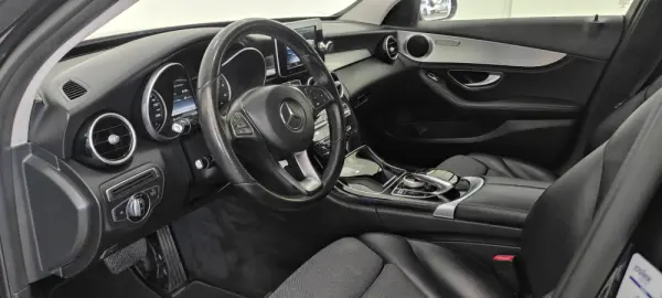 Mercedes-Benz C 220 (BlueTEC) d Station 7G-TRONIC Avantgarde 5