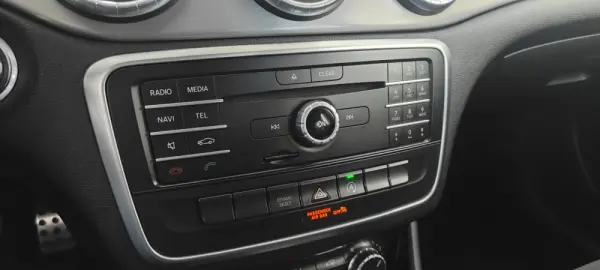 Mercedes-Benz CLA 180 d Shooting Brake AMG Line 33