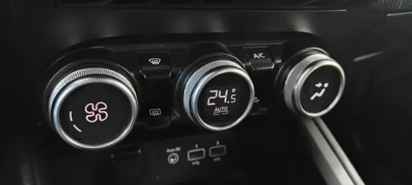 Renault Clio 1.5 Blue dCi RS Line 31