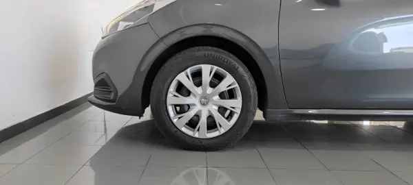 Peugeot 208 PureTech 68 Active 41