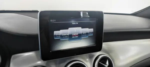 Mercedes-Benz CLA 180 d Shooting Brake AMG Line 31