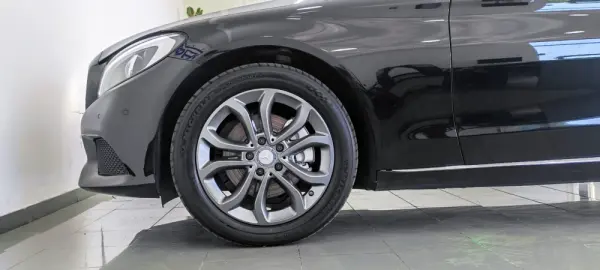 Mercedes-Benz C 220 (BlueTEC) d Station 7G-TRONIC Avantgarde 41