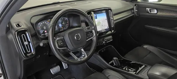 Volvo XC 40 2.0 D3 R-Design Geartronic 5