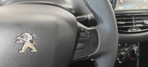 Peugeot 208 PureTech 68 Active 36