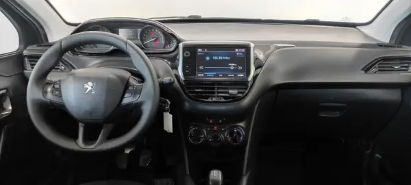 Peugeot 208 PureTech 68 Active 8