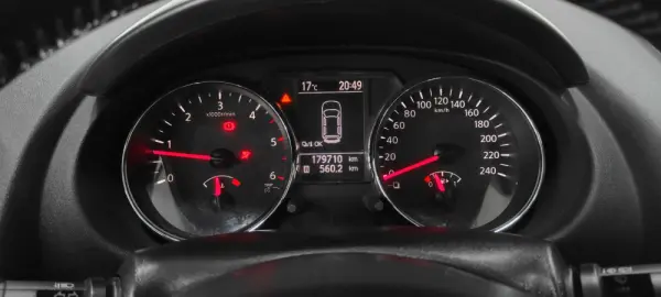 Nissan Qashqai +2 Outro 34