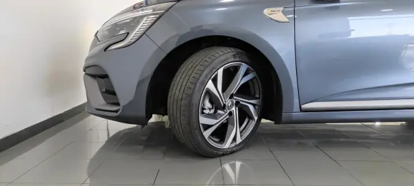 Renault Clio 1.5 Blue dCi RS Line 10