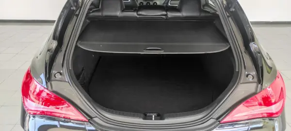 Mercedes-Benz CLA 180 d Shooting Brake AMG Line 19