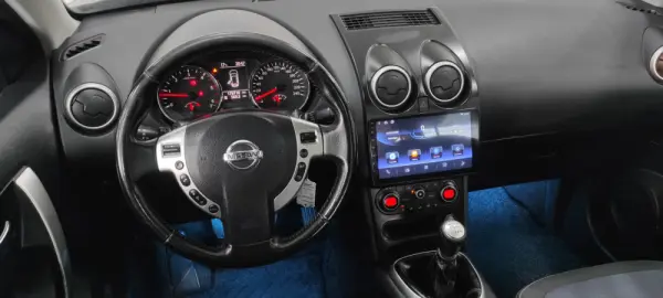 Nissan Qashqai +2 Outro 9