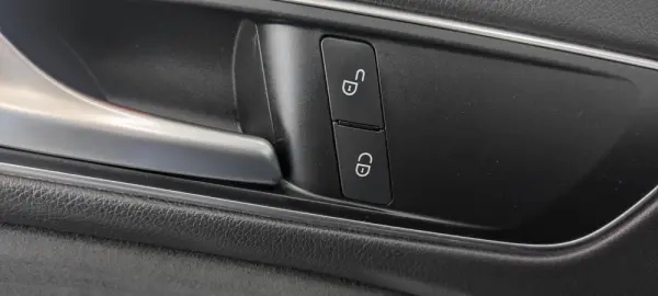 Mercedes-Benz CLA 180 d Shooting Brake AMG Line 41