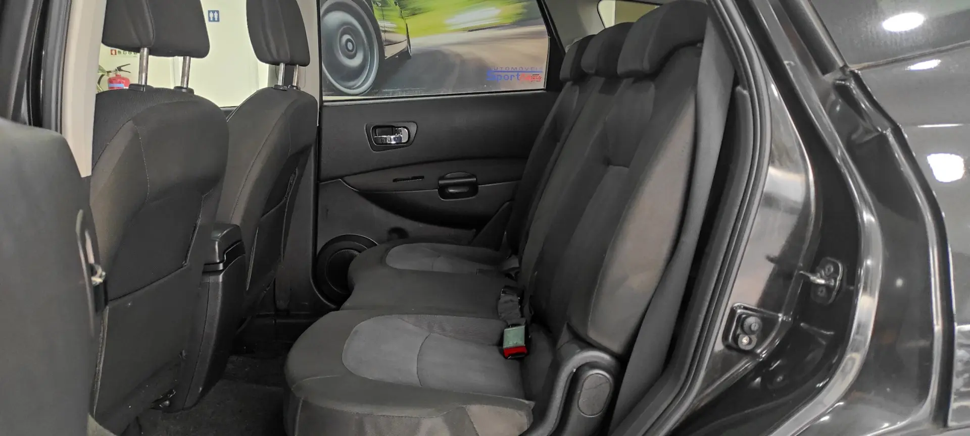 Nissan Qashqai +2 Outro 18