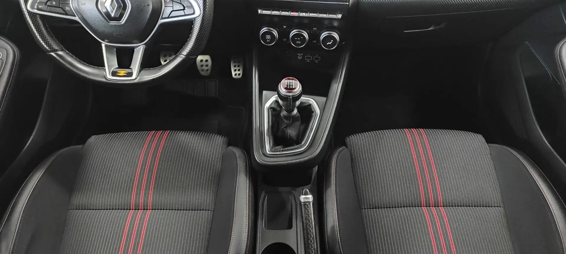 Renault Clio 1.5 Blue dCi RS Line 33