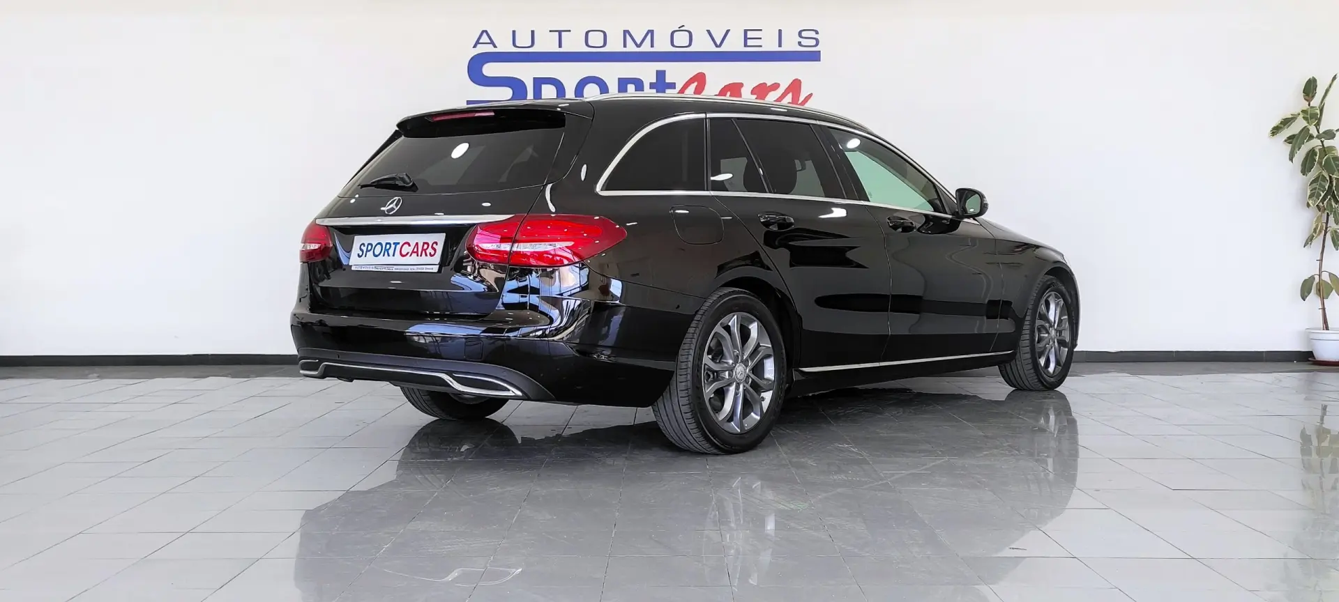 Mercedes-Benz C 220 (BlueTEC) d Station 7G-TRONIC Avantgarde 2