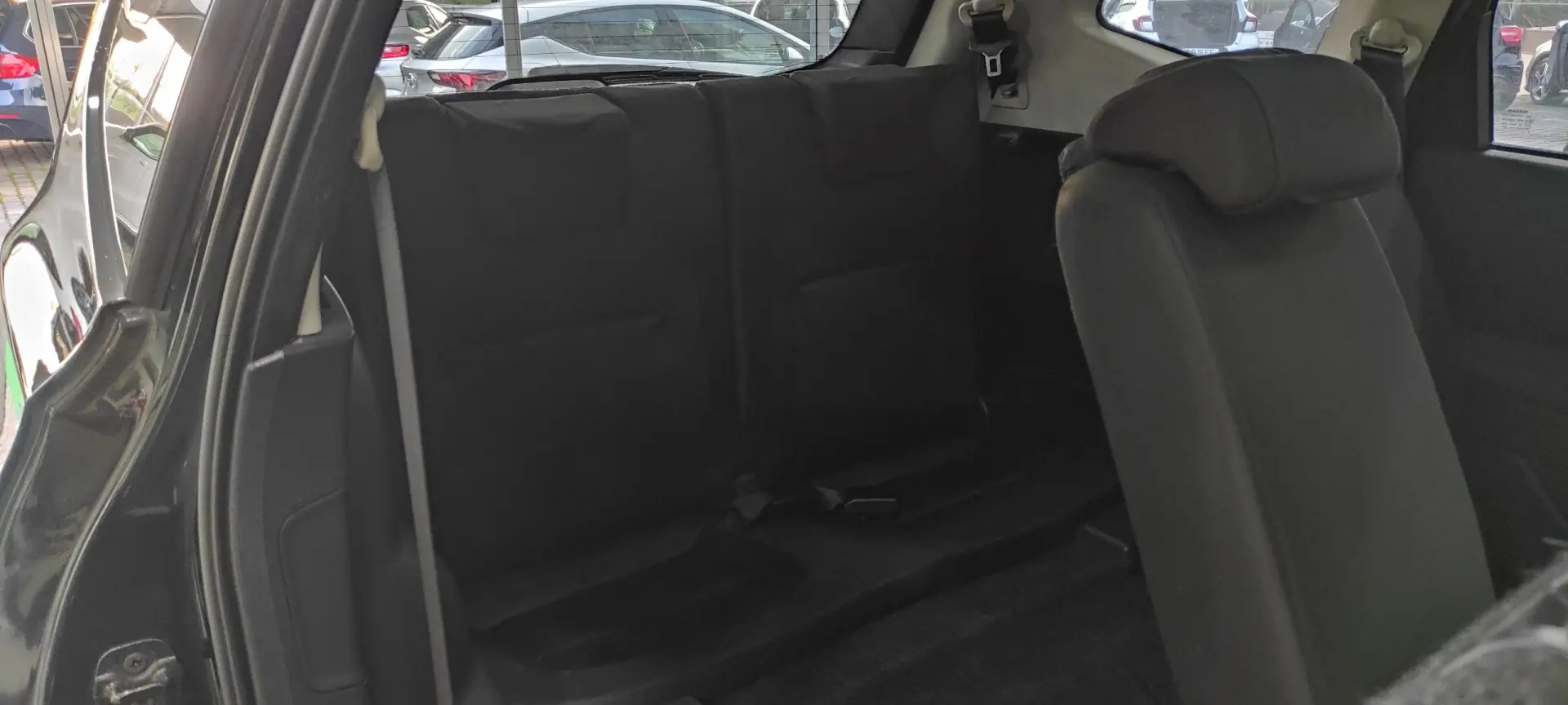 Nissan Qashqai +2 Outro 21