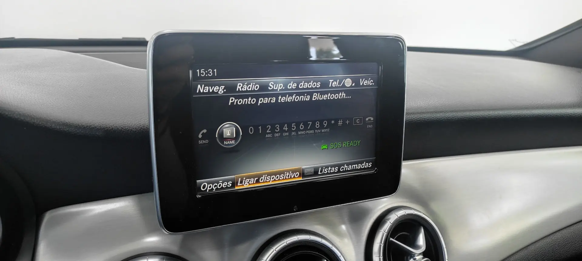 Mercedes-Benz CLA 180 d Shooting Brake AMG Line 32