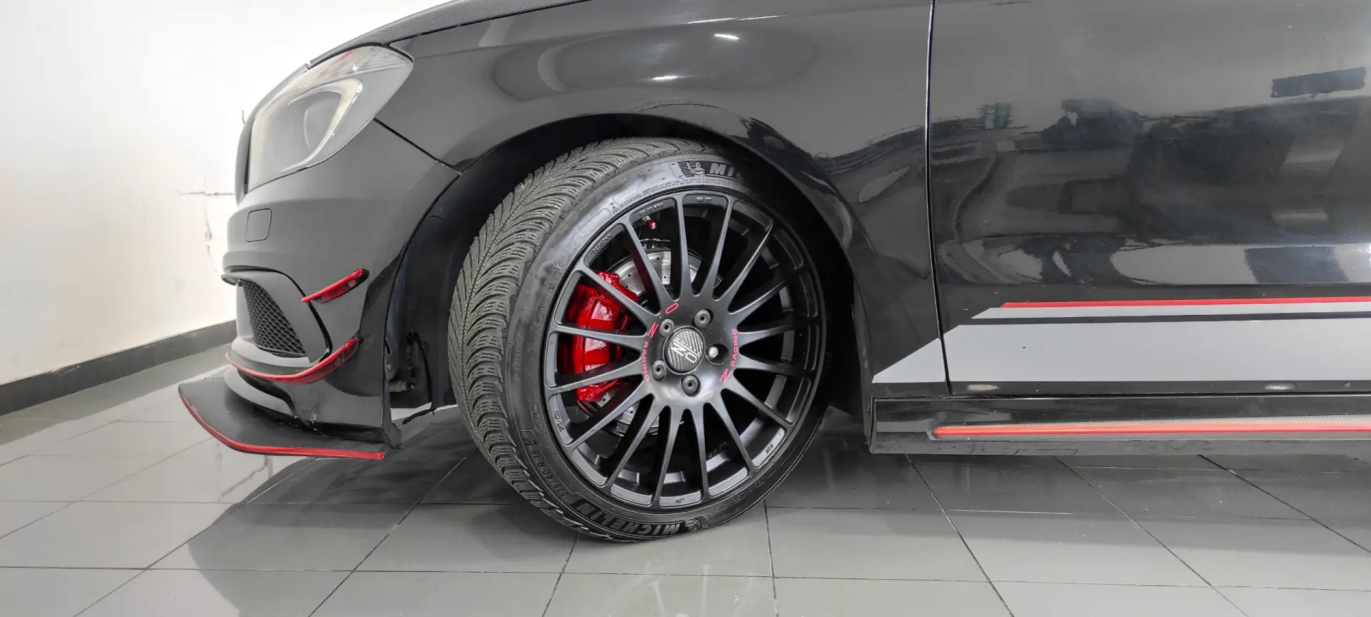 Mercedes-Benz A 180 CDi BE AMG Line 10