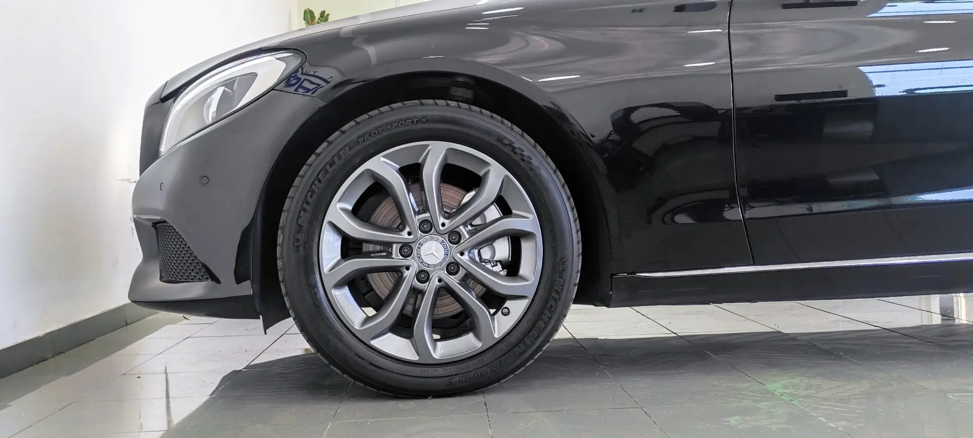 Mercedes-Benz C 220 (BlueTEC) d Station 7G-TRONIC Avantgarde 10