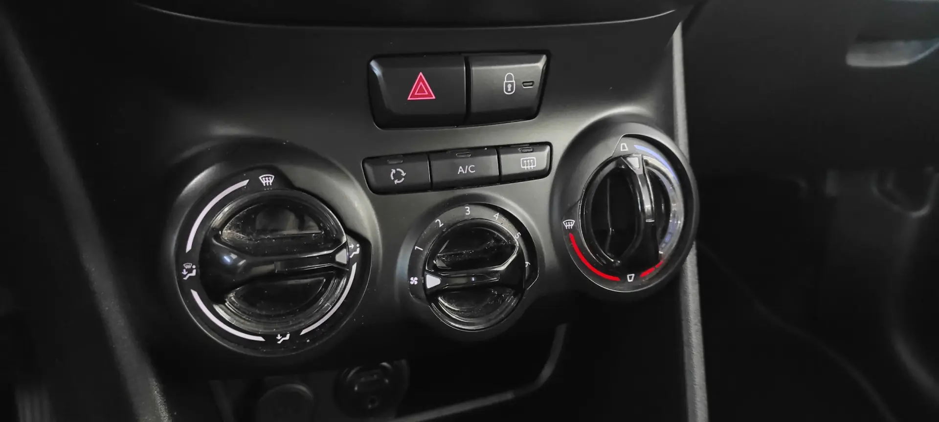 Peugeot 208 PureTech 68 Active 31